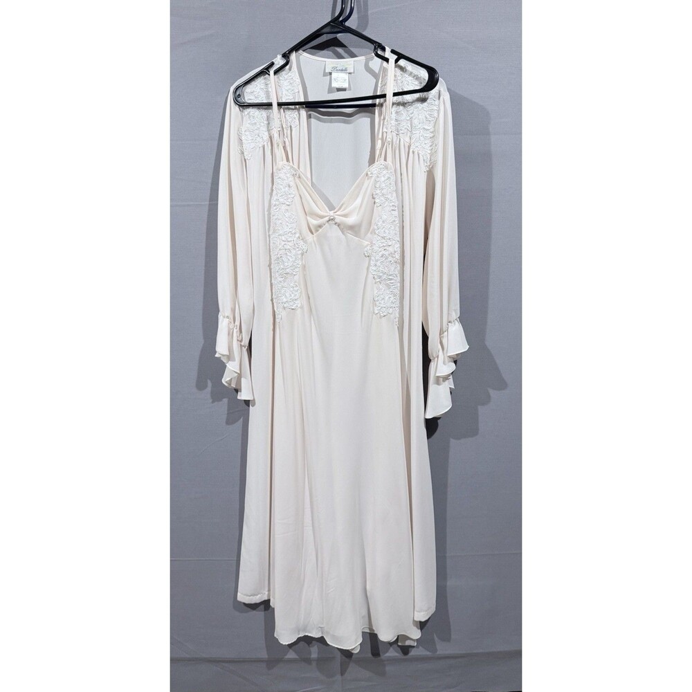 Dentelle Medium Bridal Nightgown V-neck Floral Beaded Lace Appliques With Robe